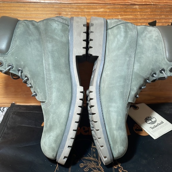 Mens 10 Timberland Premium 6-inch Boots - Picture 5 of 13